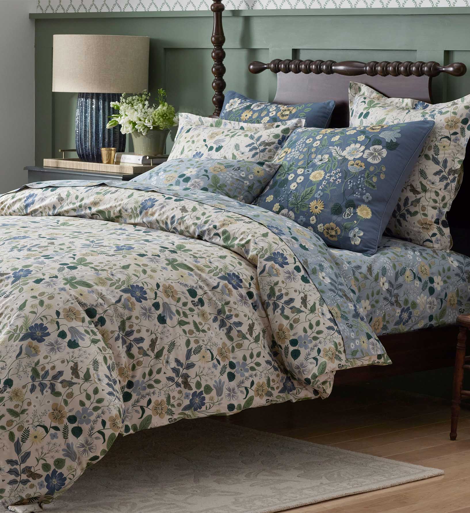 Percale Fitted Sheet - Strawberry Fields Slate