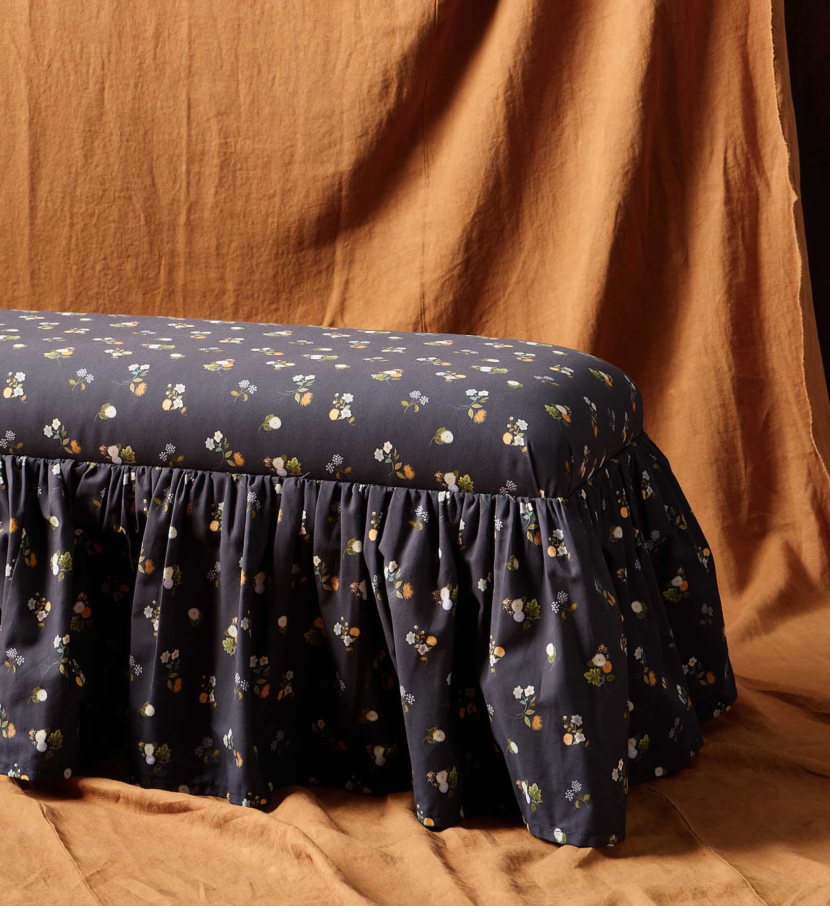 Surrey Dining Bench - Ditsy Dahlia Navy