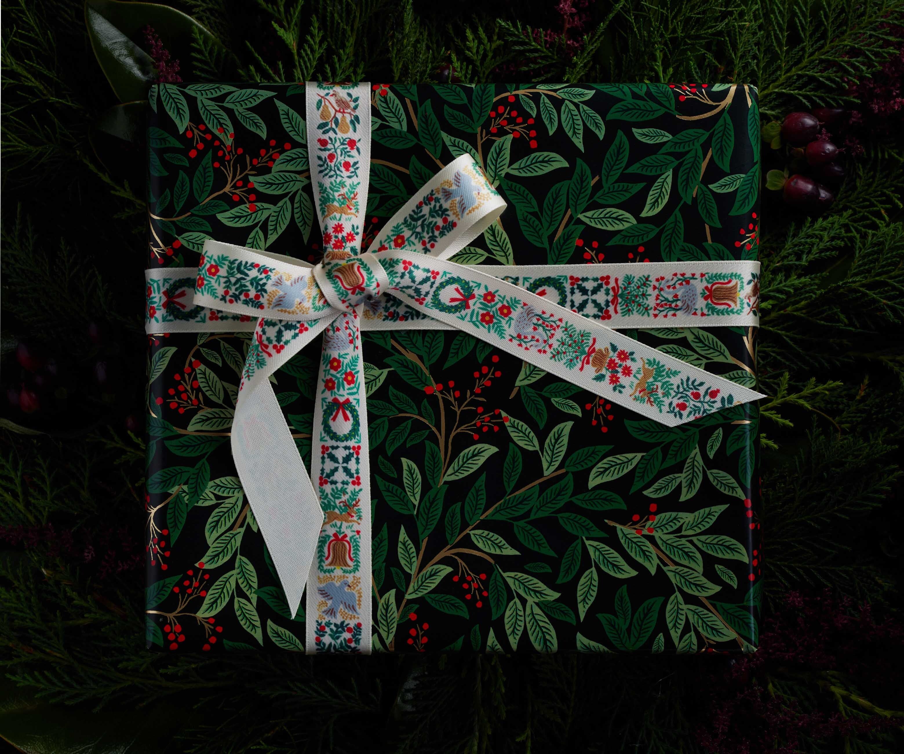 Holiday Wrapping Roll - Willowberry