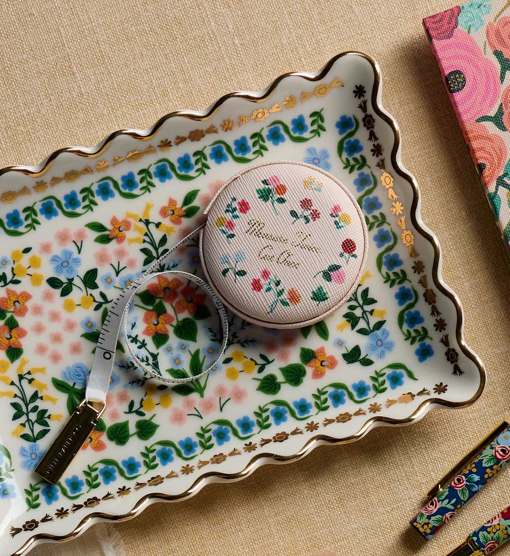 Measuring Tape - Dahlia