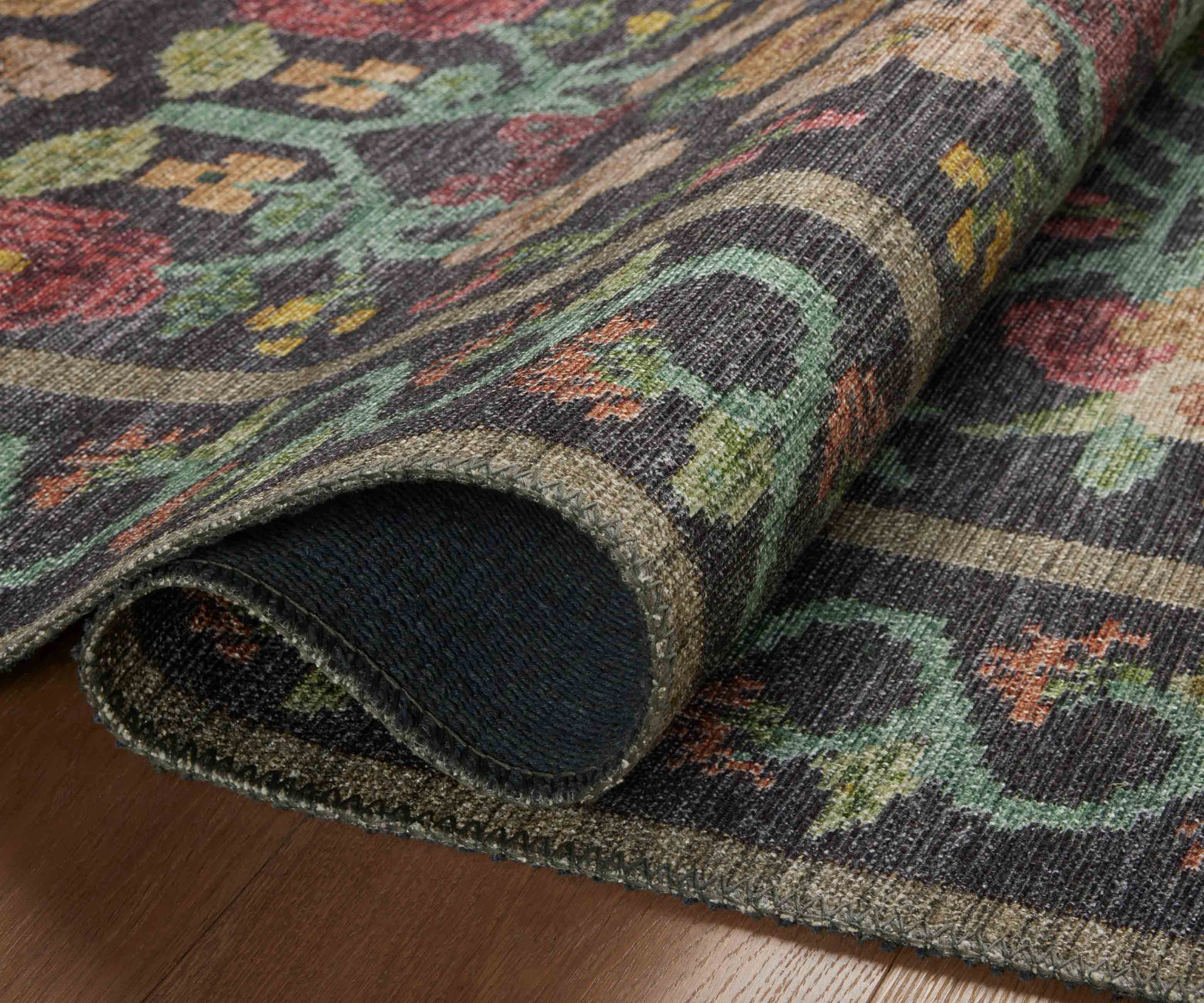  | rug221-04.jpg